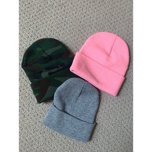 3 pack of Beanies